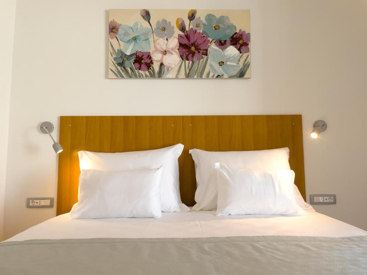 Beach Residences Caroline Hvar Town Exterior foto